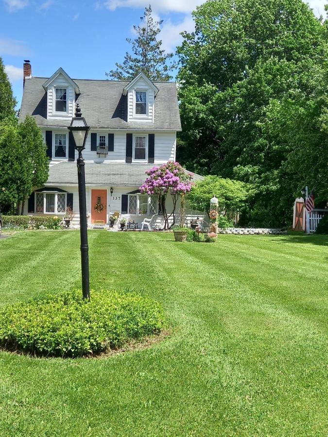 Elegantly English Catskills リバティ エクステリア 写真