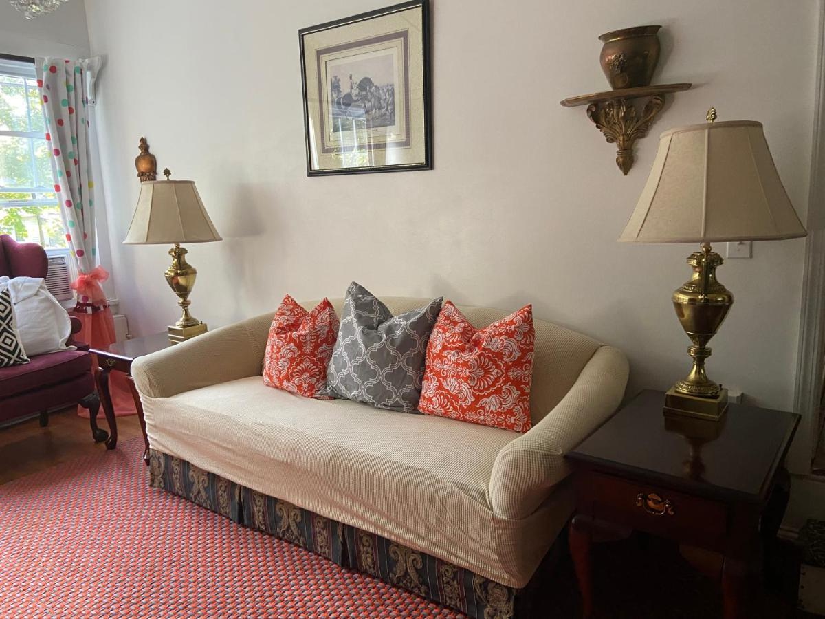Elegantly English Catskills リバティ エクステリア 写真