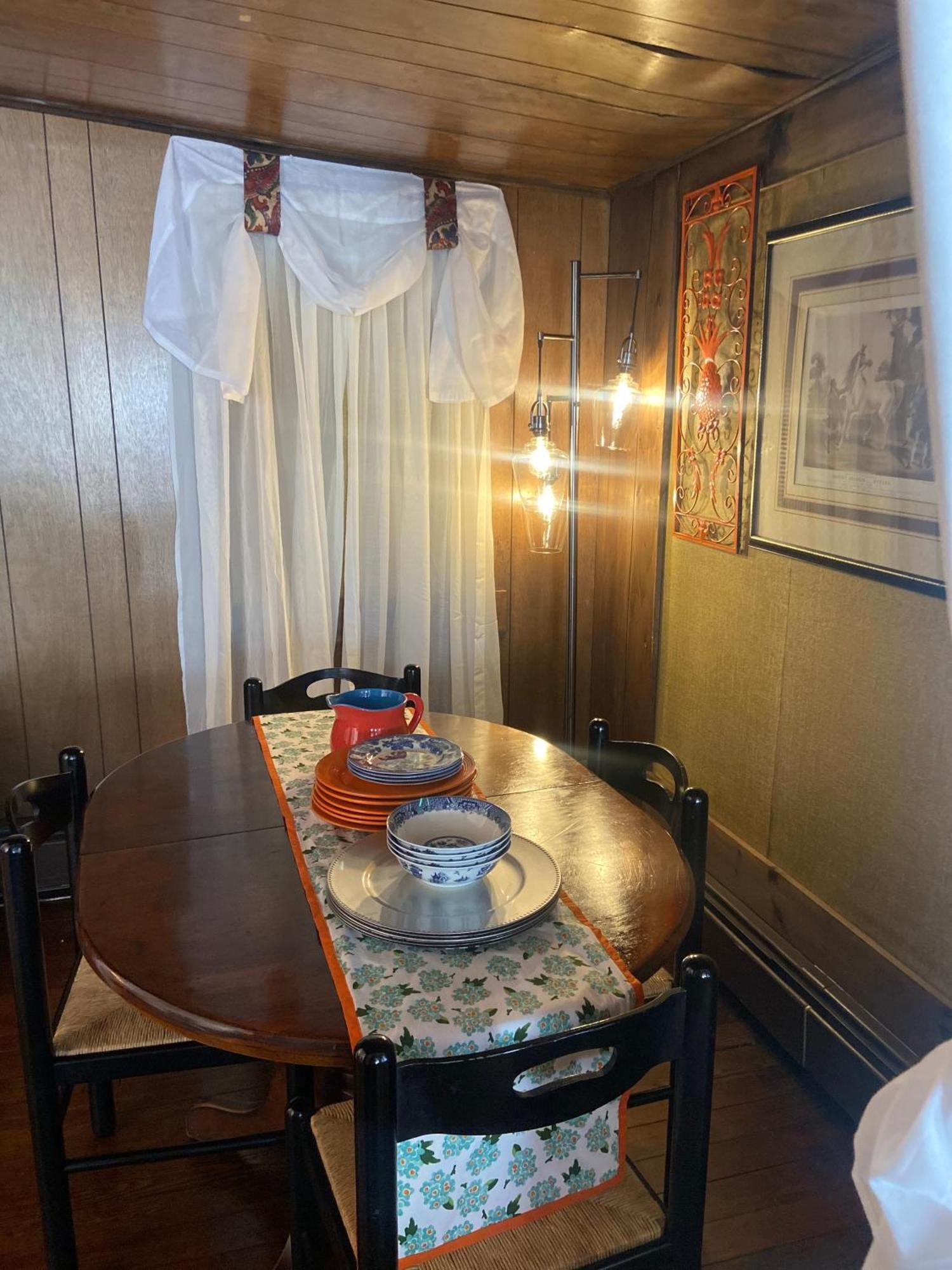Elegantly English Catskills リバティ エクステリア 写真